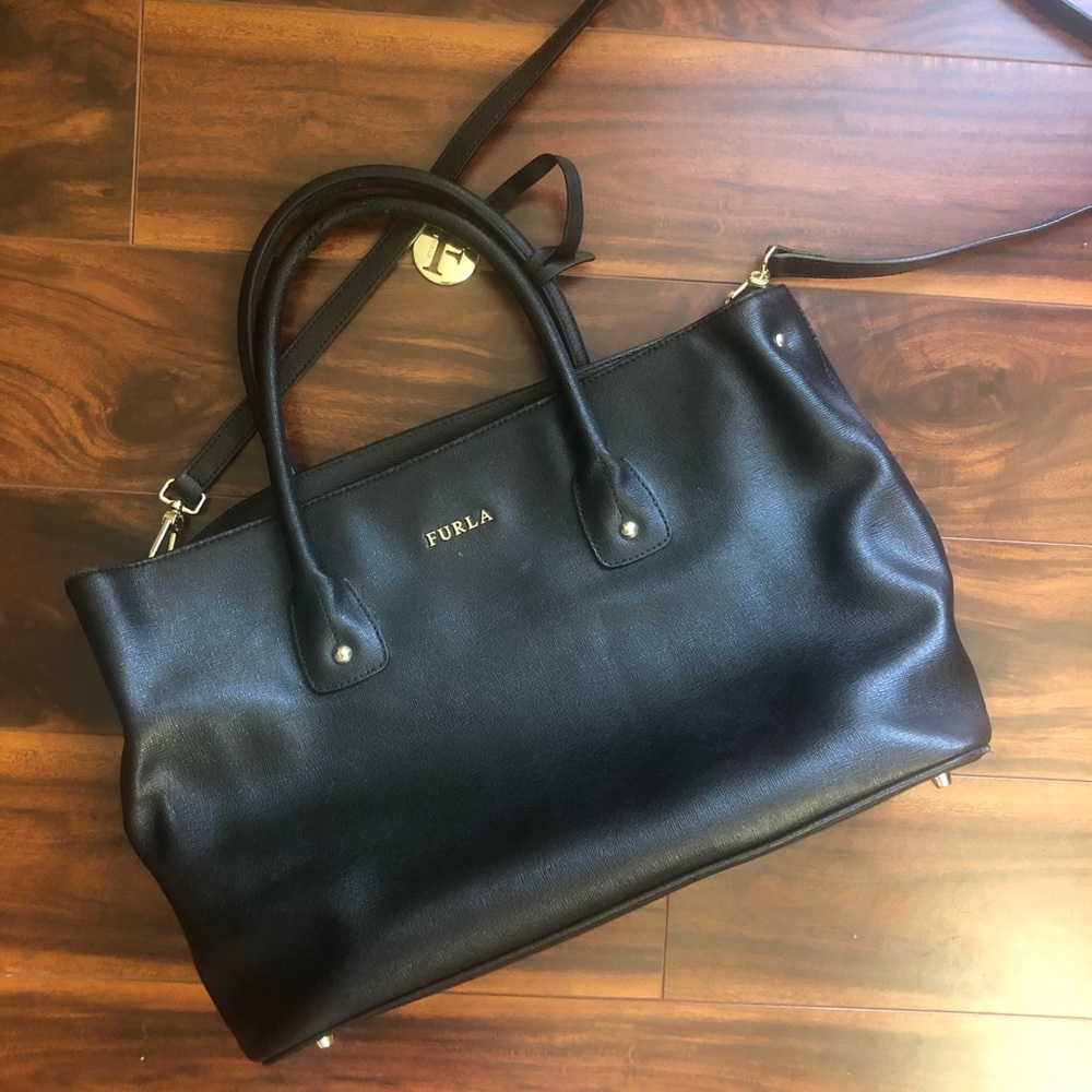 Black purse